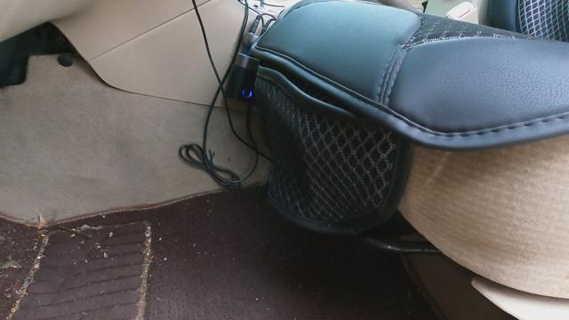 夏季车载灭火器不要乱放,放错地方出事后悔莫及,你一般放在哪?