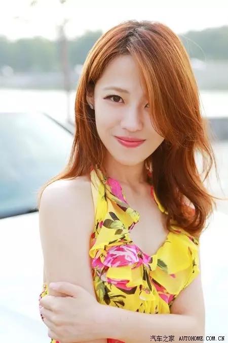 一颦一笑都是美,今夜她一定在你梦里