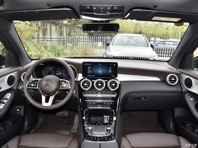 奔驰GLC L:豪华品牌中型SUV,9AT+四驱+可变悬架!最高优惠10万