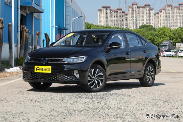 太惨了!燃油车又开始大降价,思域朗逸降幅超35%,雅阁不足12万