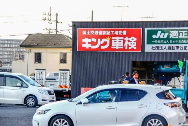 一辆汽车的寿命有多久,15年以上的车真的就不能开吗?