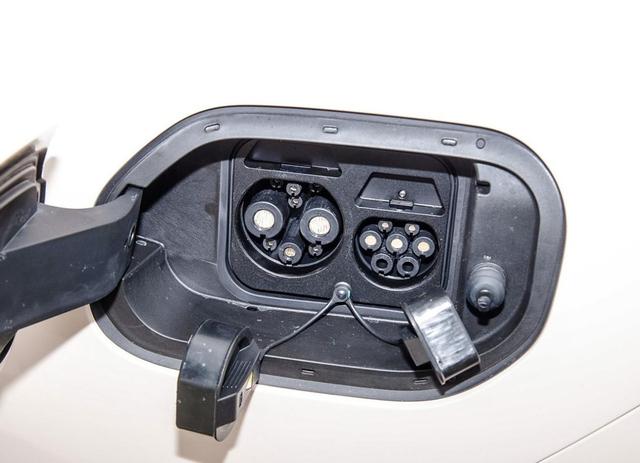 小鹏MONA能否成为救命稻草?风阻比小米SU7低了0.001,颜值不低