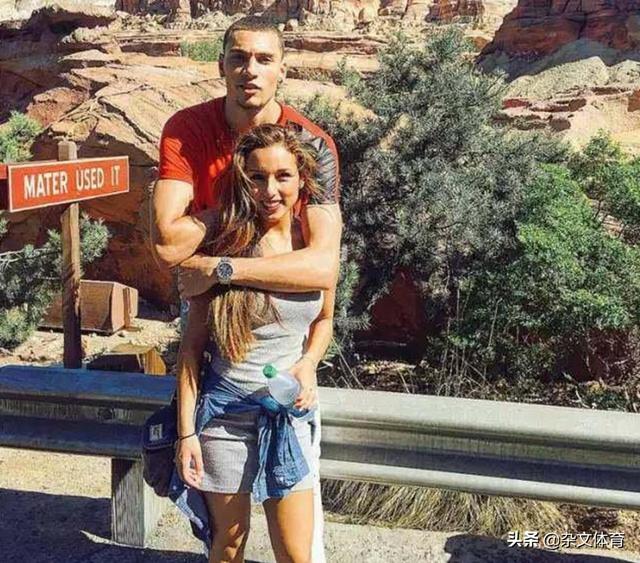 拉文有福气!娇妻发视频截图表达思念,曾被评为NBA第一美女夫人