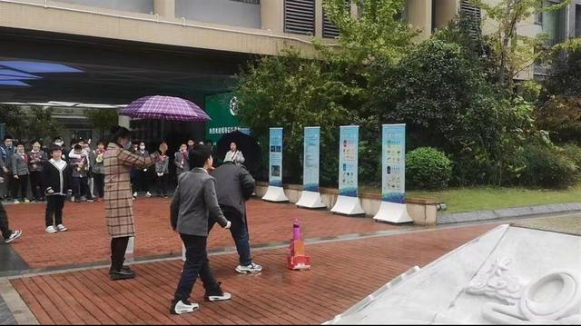 双减创新案例|小学把写作课搬进校园电视台,把梦想带进科学和美术课