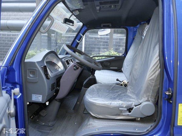 国六130马力,拒绝花哨注重实用性,时风风顺轻卡真不赖