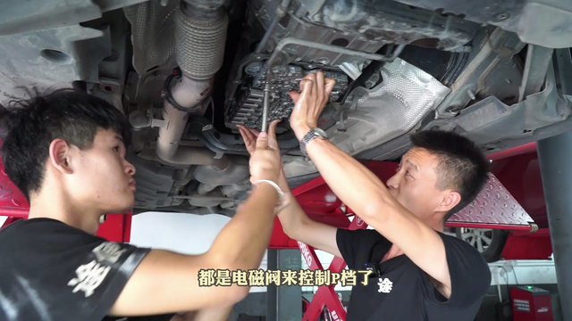 奔驰9AT变速箱跳挡、顿挫、异响、抖动、漏油,维修怀念牛车?
