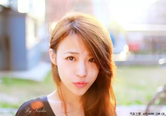 一颦一笑都是美,今夜她一定在你梦里