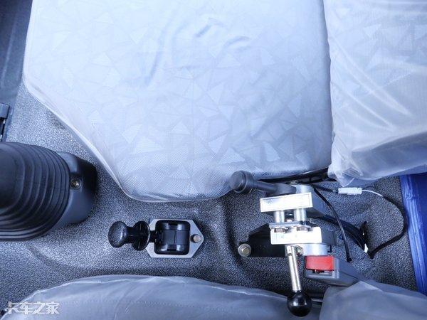 国六130马力,拒绝花哨注重实用性,时风风顺轻卡真不赖