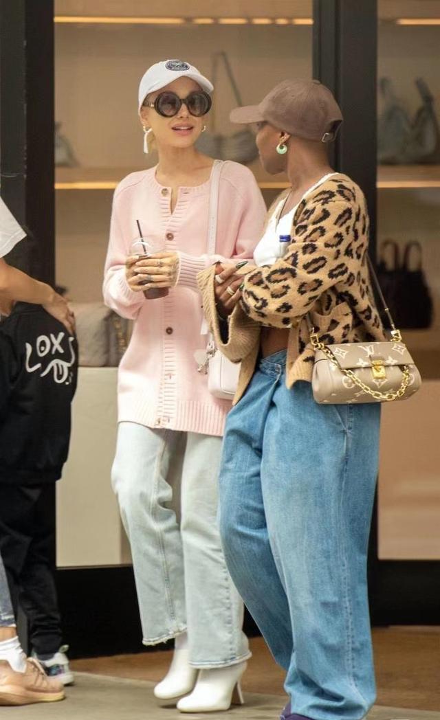 谁说小个子不能当辣妹!欧美小天后A妹身高157cm,照样美翻天