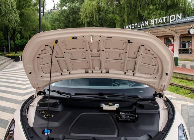 小鹏MONA能否成为救命稻草?风阻比小米SU7低了0.001,颜值不低