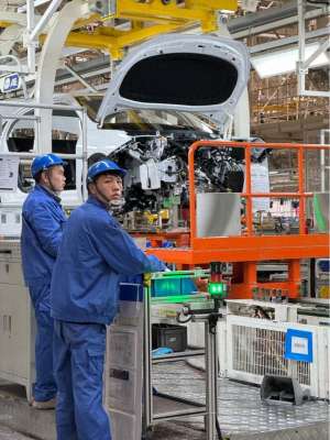 郑州汽车牌(河南新“汽”象，数说上汽郑州基地│项目为王·我在超级现场)