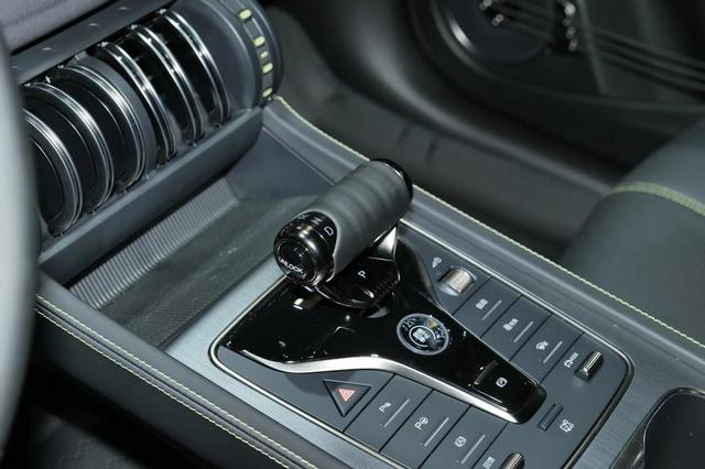 畅销国外的车型,在国内也一样,月销量2万以上