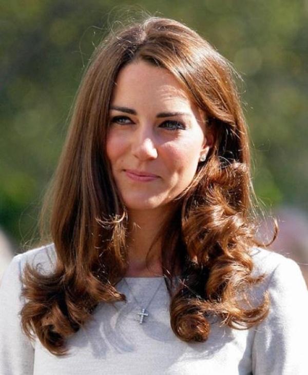 揭露王室保养秘诀,凯特梅根靠护肤,查尔斯逃避压力,和女王比不值一提