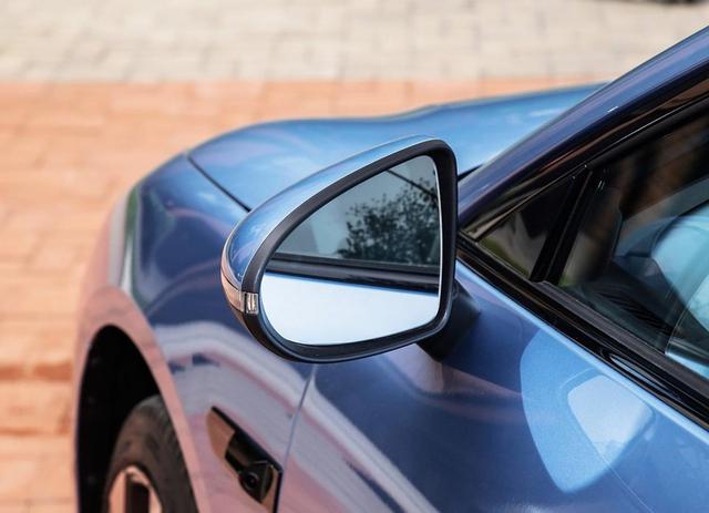 小鹏MONA能否成为救命稻草?风阻比小米SU7低了0.001,颜值不低