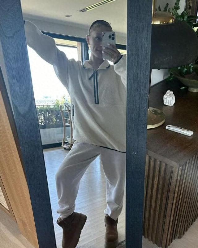 谁说小个子不能当辣妹!欧美小天后A妹身高157cm,照样美翻天