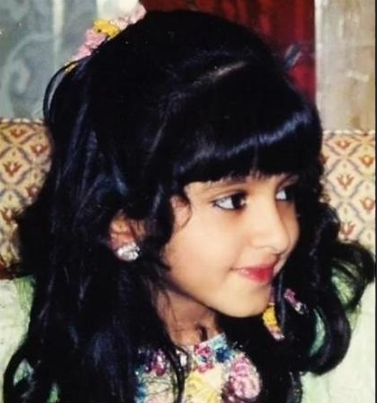 萨拉玛:中东第一美女,12岁颜值令全世界折服,如今怎么样了?