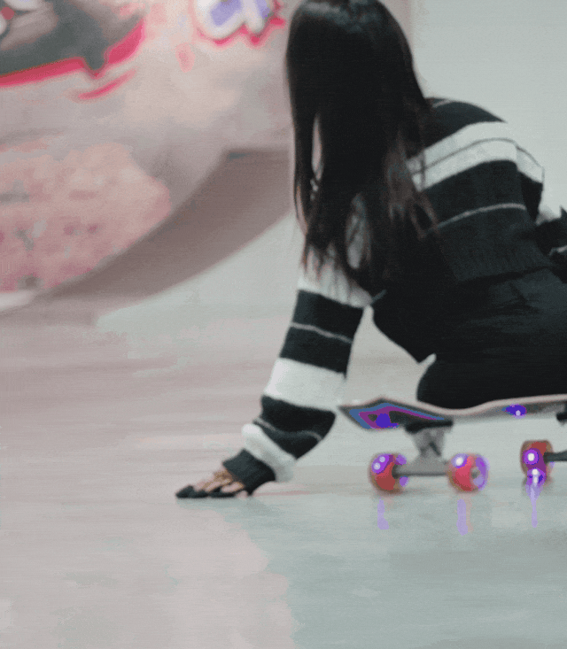 90后湖北轮椅美女:独居,超酷