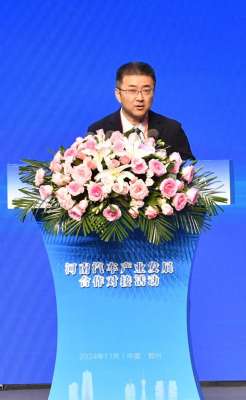 郑州卖汽车(“汽”势“郑”盛，双向奔赴：郑州汽车产业何以更强？)