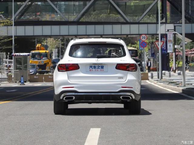 奔驰GLC L:豪华品牌中型SUV,9AT+四驱+可变悬架!最高优惠10万