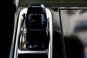 魏派汽车之家(WEY摩卡：配置超高回头率还爆表中国SUV真棒)