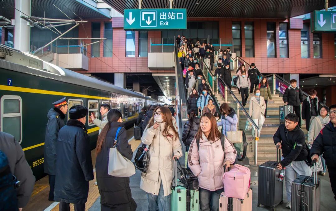 返校时间到!学生旅客乘车需要注意什么?