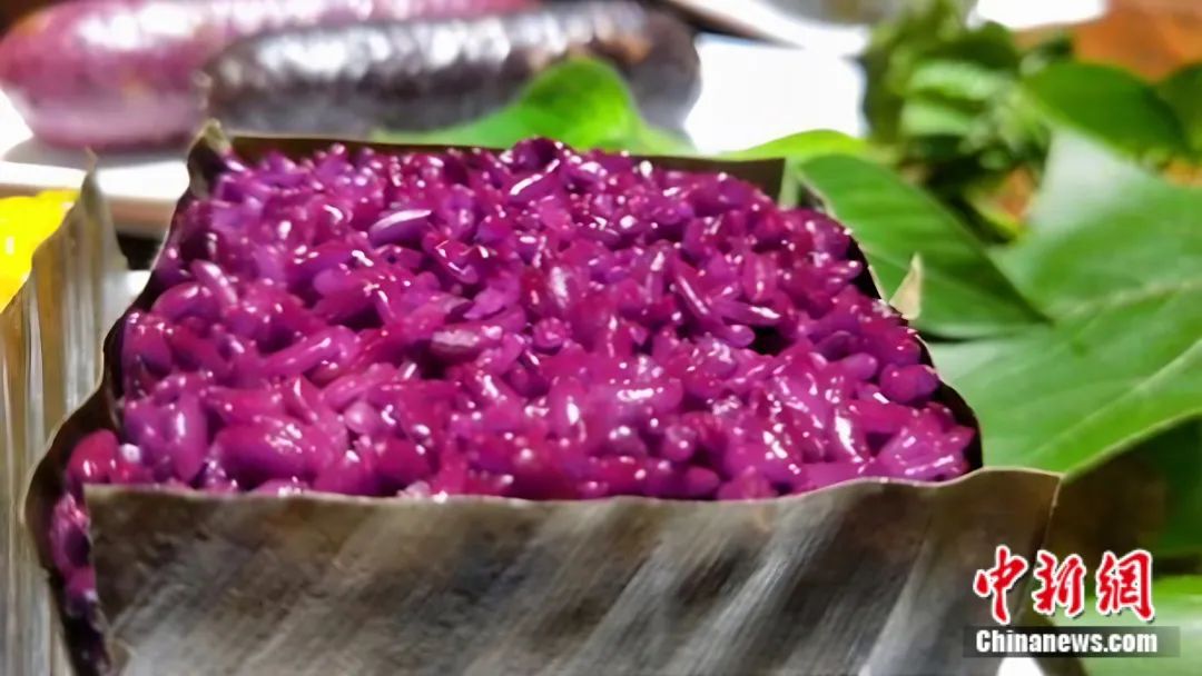 春天打翻调色盘,竟被壮乡人蒸成了饭!