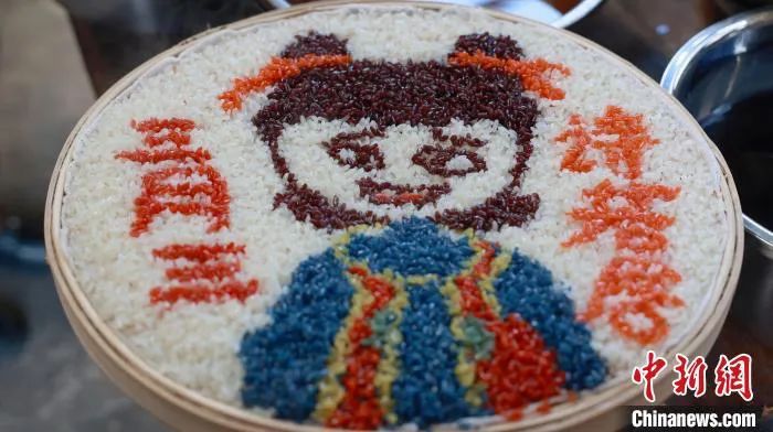 春天打翻调色盘,竟被壮乡人蒸成了饭!