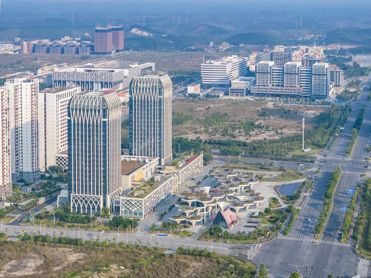 时政微观察丨亲望亲好，邻望邻好