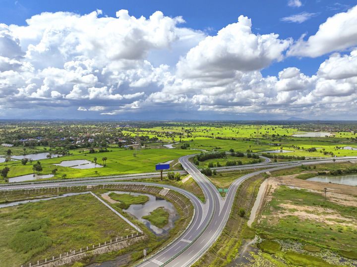 安宁和睦、繁荣发展、交融相亲——写在习近平主席出访东南亚三国之际