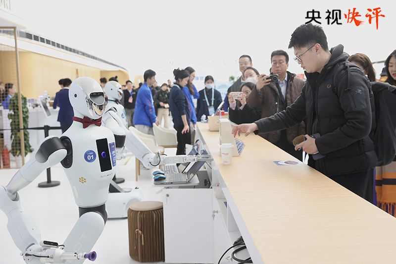 推动我国人工智能朝着有益、安全、公平方向健康有序发展