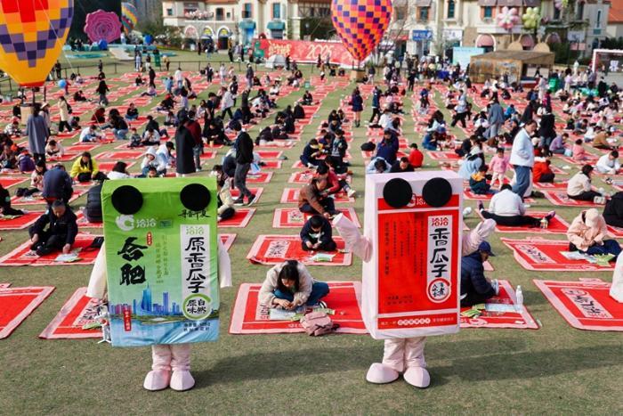 收入首次突破70亿，洽洽食品以“品质+创新”跨越新周期