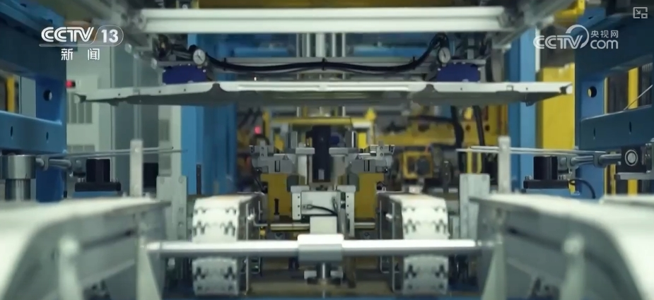 “平等”二字重千钧!民企有痛点 法律有回应 民营企业“放心干、大胆闯”