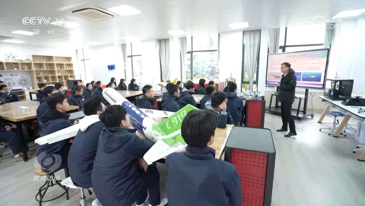 焦点访谈｜如何答好科学教育加法题？各地中小学创新探索