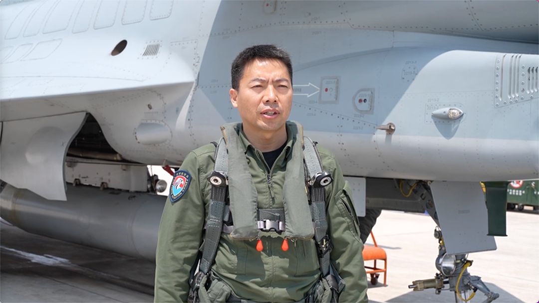 空中加油专项训练！空军首次在院校组织实施！