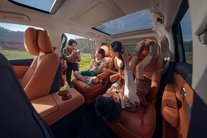 2026款零跑C16推出全新5座版 售价15.18万起