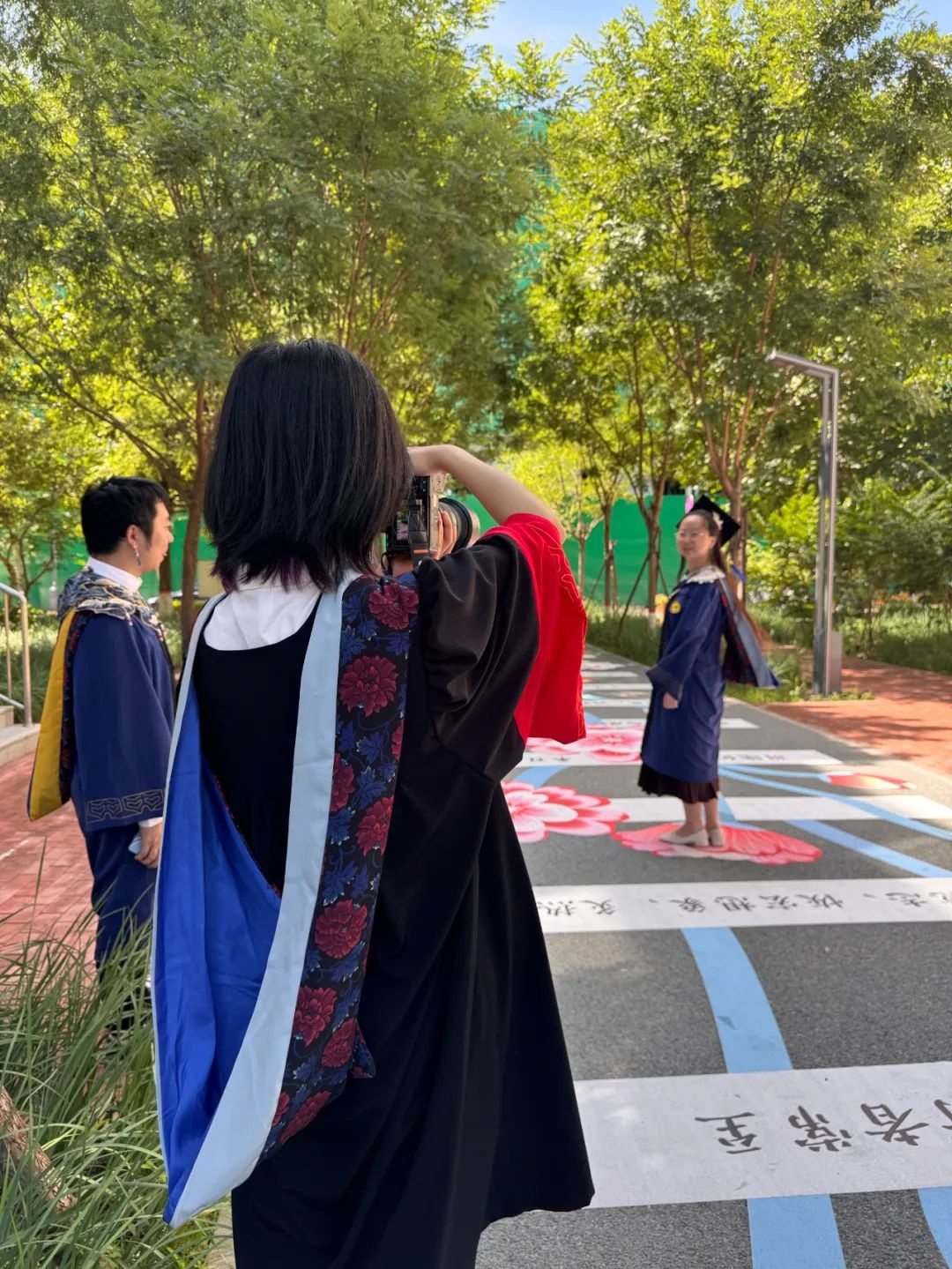 从新燕园出发，一路生花——祝2025届学子毕业快乐！