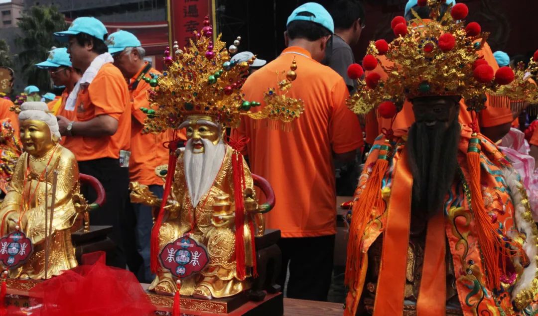 东西问丨里韦拉·埃斯皮诺萨:人类应以何种“新礼”回赠大地?